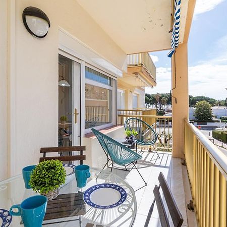 Coastal Paradise & Cozy Home With A 100M From The Beach! カンブリルス エクステリア 写真