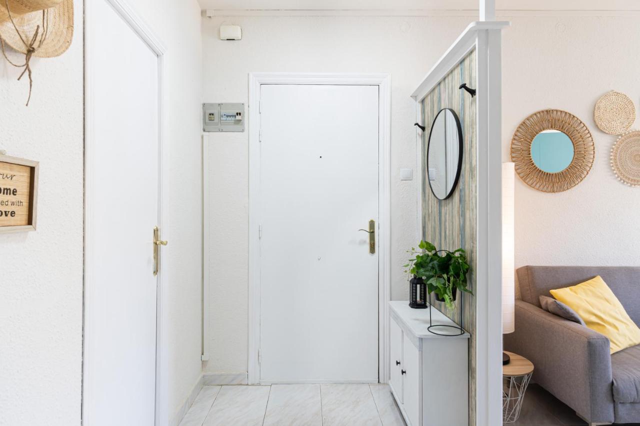 Coastal Paradise & Cozy Home With A 100M From The Beach! カンブリルス エクステリア 写真