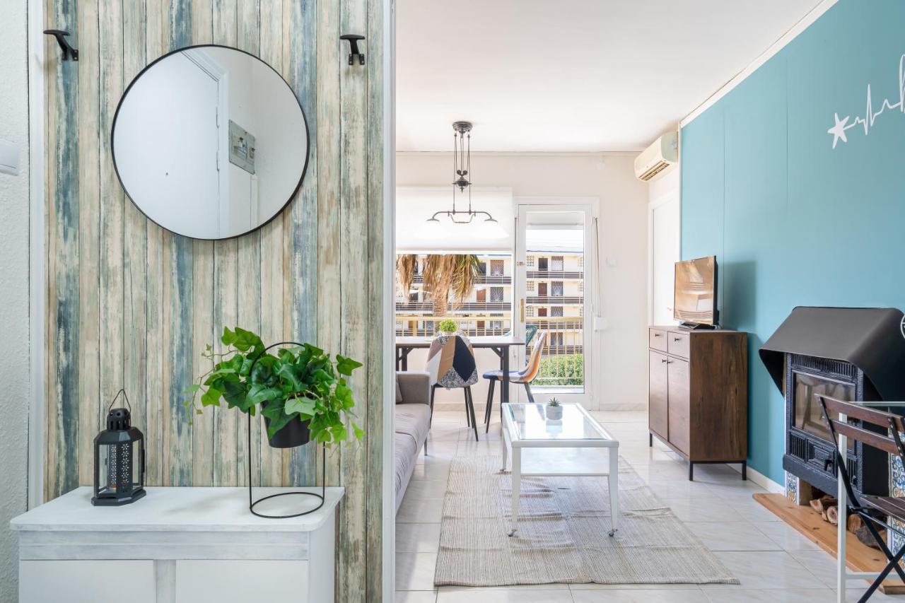 Coastal Paradise & Cozy Home With A 100M From The Beach! カンブリルス エクステリア 写真