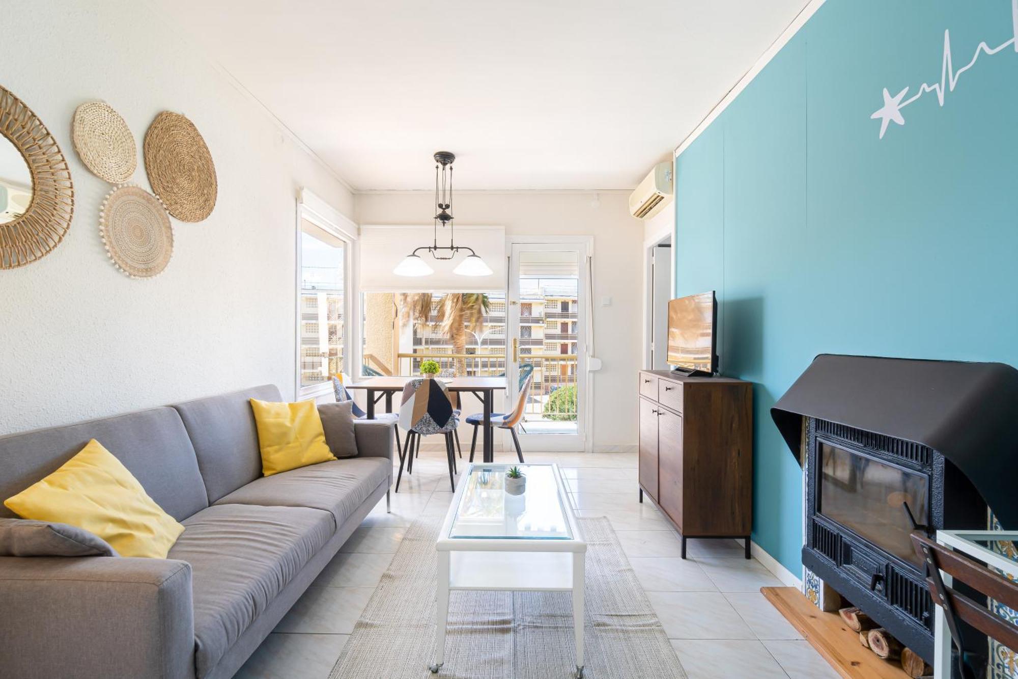 Coastal Paradise & Cozy Home With A 100M From The Beach! カンブリルス エクステリア 写真