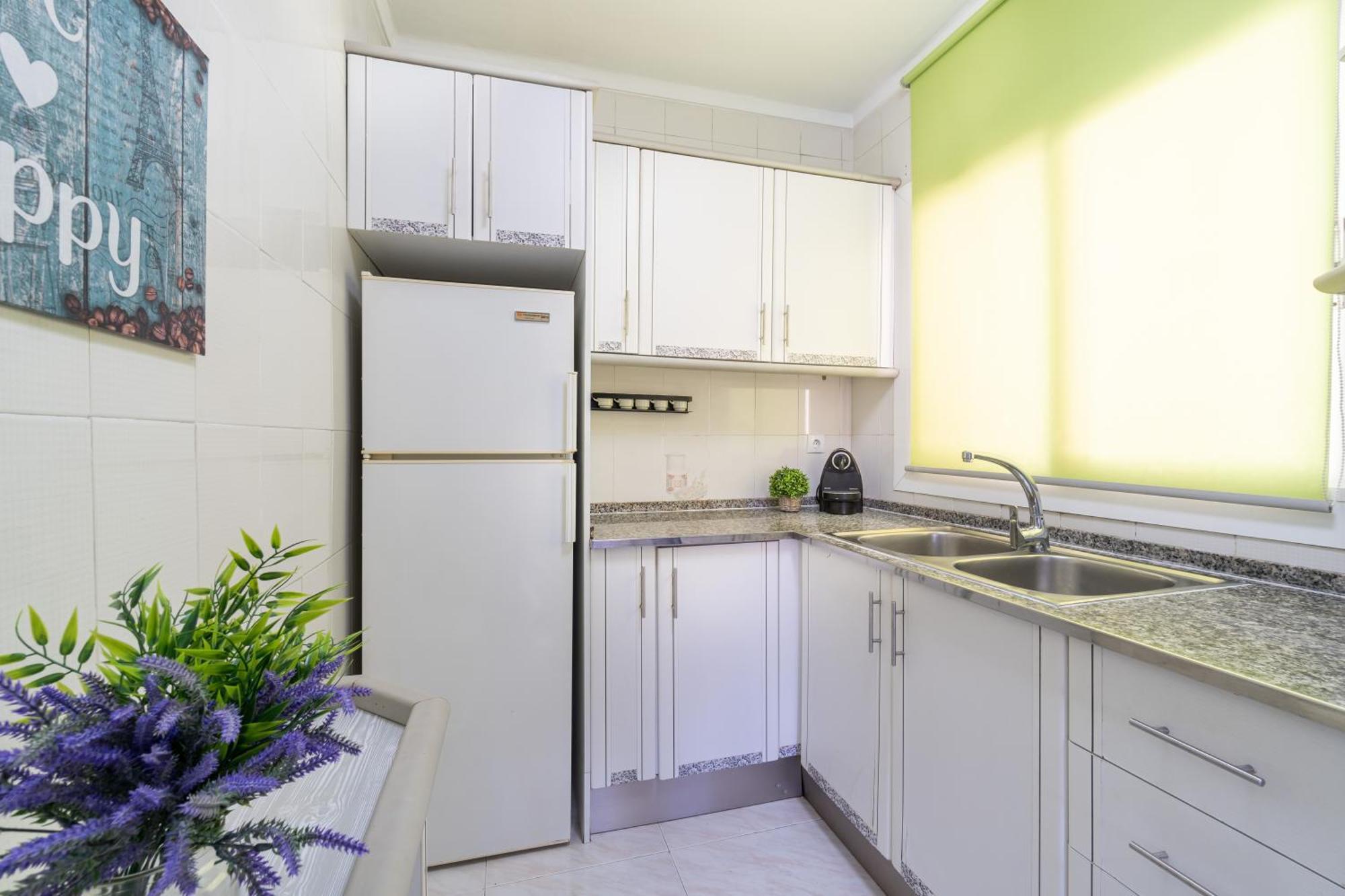 Coastal Paradise & Cozy Home With A 100M From The Beach! カンブリルス エクステリア 写真